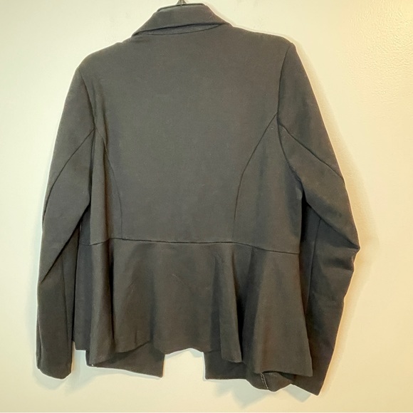 Torrid Studio Fit & Flare Blazer Black 1 (1X 14-16) - Picture 2 of 8